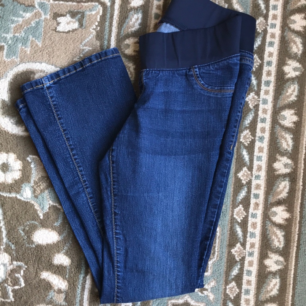 Old Navy Maternity |  Slim bootcut Jeans!